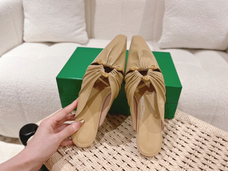 Bottega Veneta flat shoes